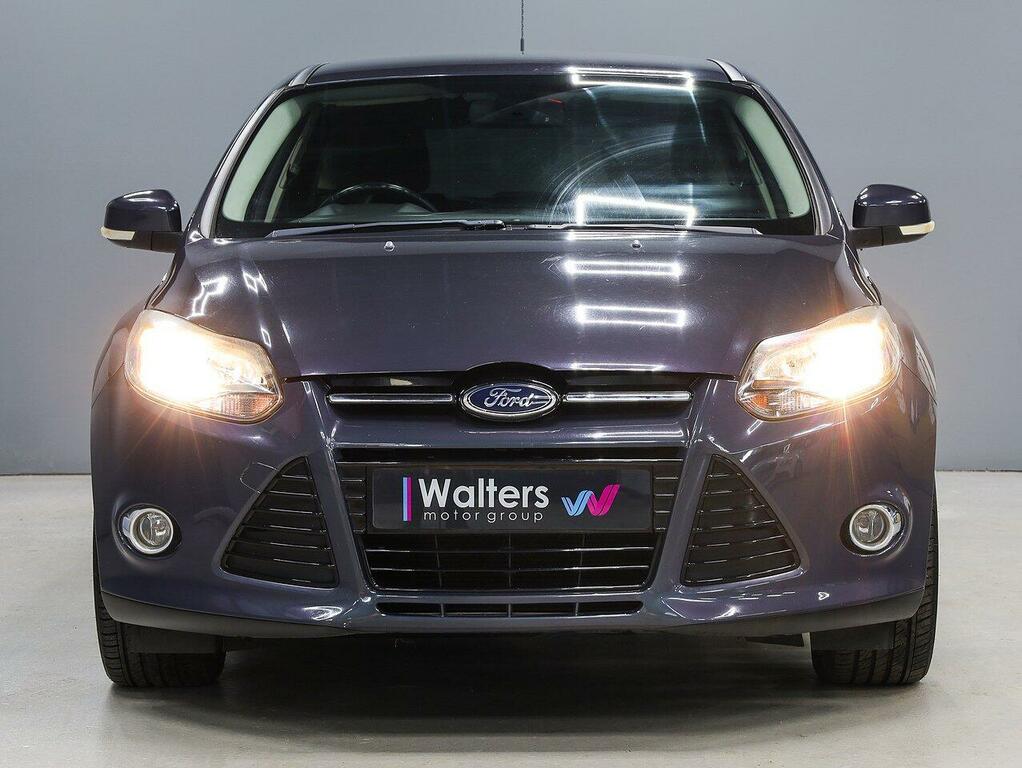 Ford Focus Titanium Hatchback Grey