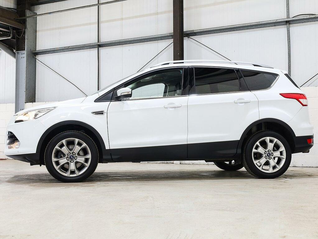 Ford Kuga Suv EF16BWM White #6