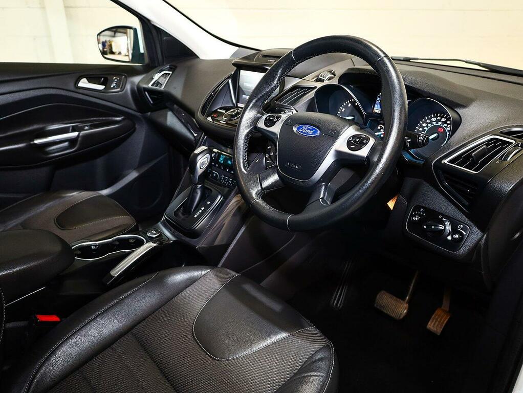 Ford Kuga Suv EF16BWM White #3