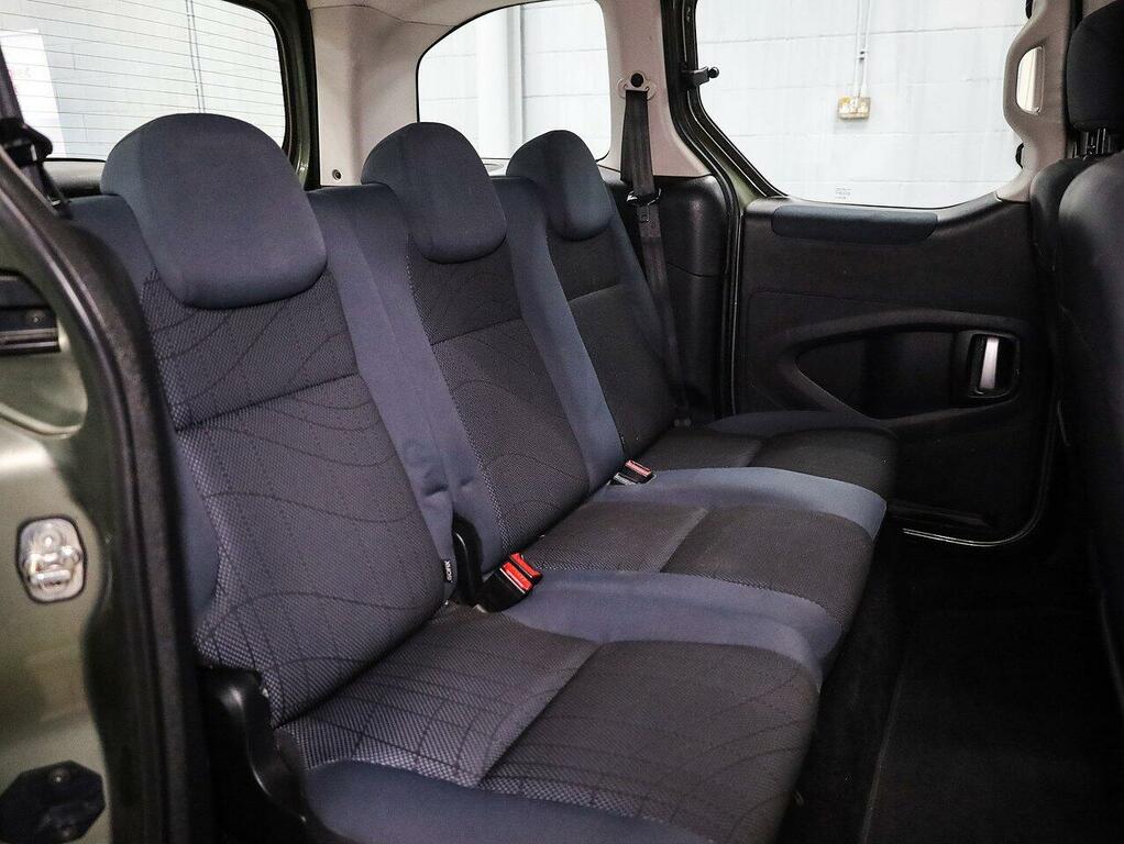 Peugeot Partner Tepee Tepee 1.6 Red #18