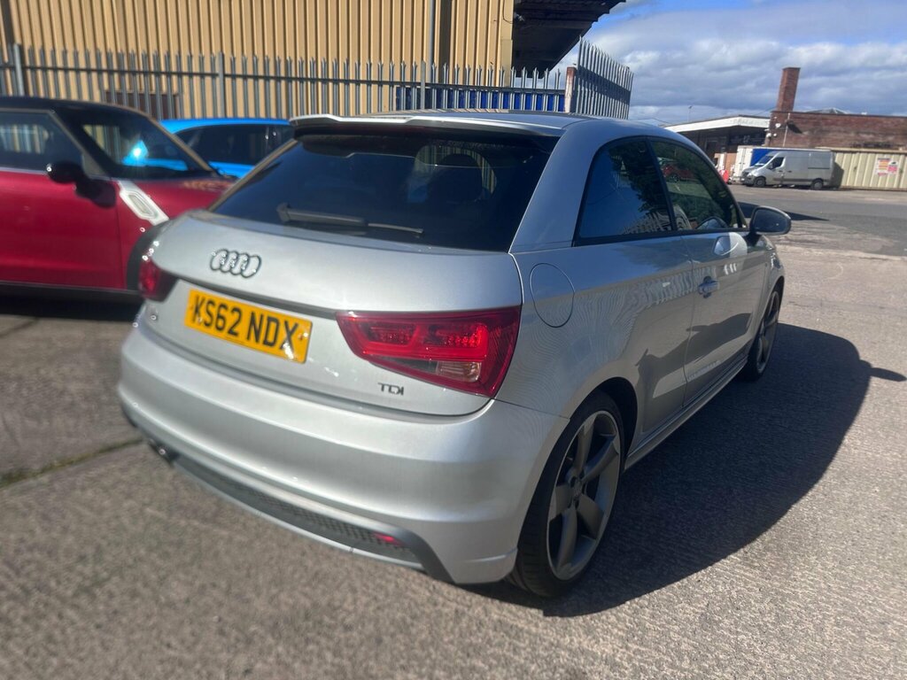Audi A1 2.0 Tdi Black Edition Euro 5 Ss KS62NDX Silver #3
