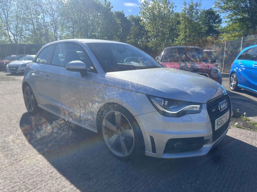 Audi A1 2.0 Tdi Black Edition Euro 5 Ss Silver