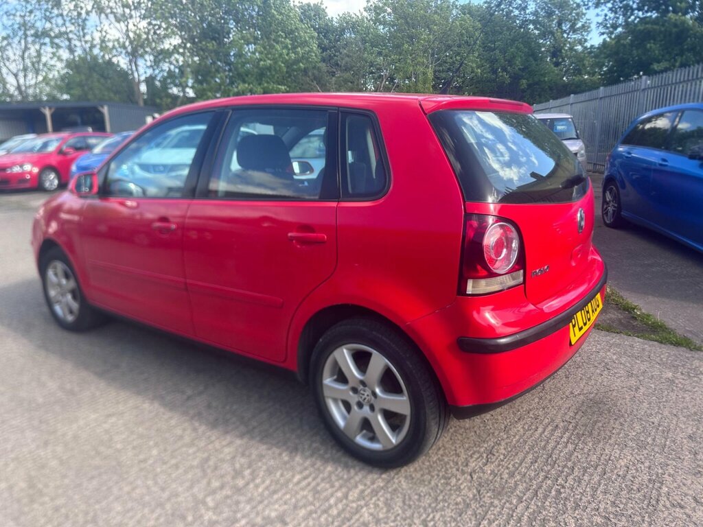 Volkswagen Polo 1.4 Tdi Match Red #4