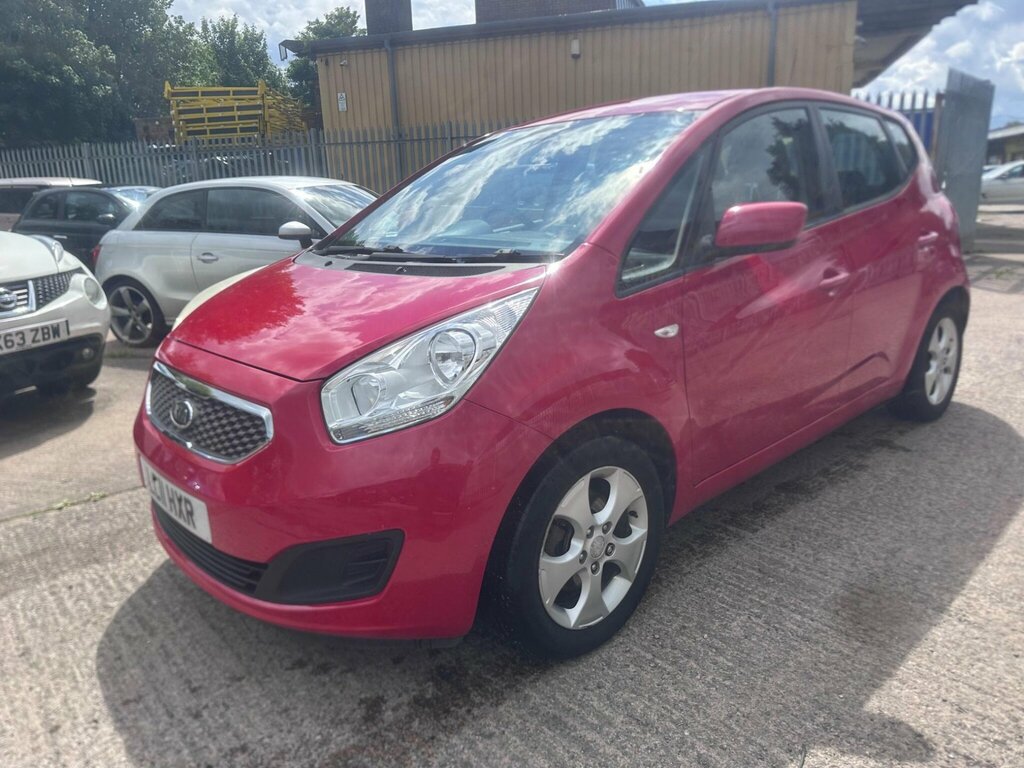 Kia Venga  White #7