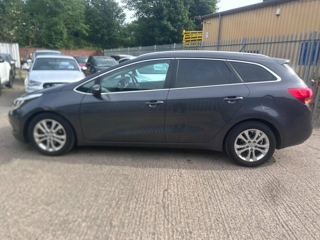 Kia Ceed 1.6 Crdi 2 Sportswagon Euro 5 Silver #3