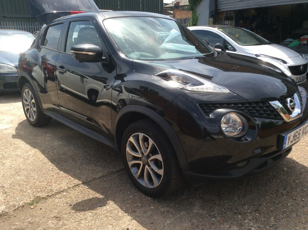 Nissan Juke 1.2 Dig-t Tekna 2015 YJ65VCG Black #2