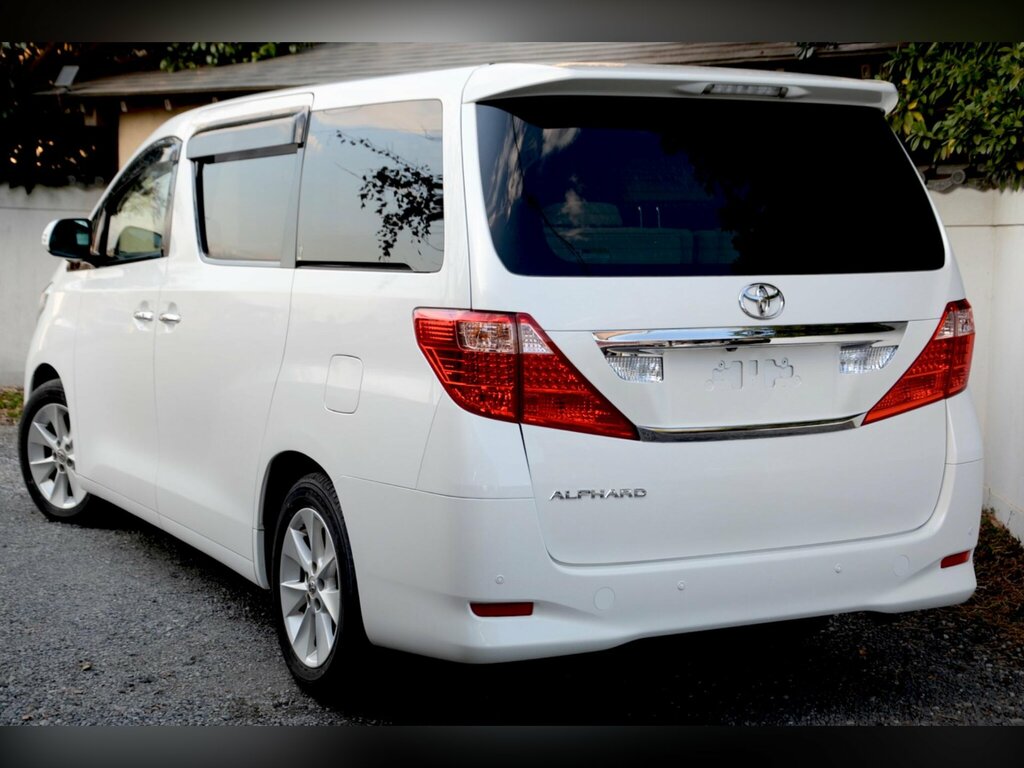 Toyota Alphard Hatchback V-spec 200808 White #12