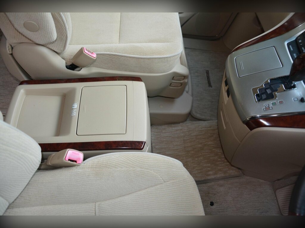 Toyota Alphard Hatchback V-spec 200808 White #45