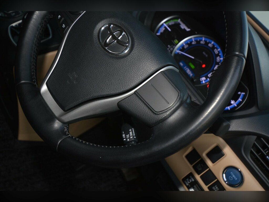 Toyota Noah  Black #46
