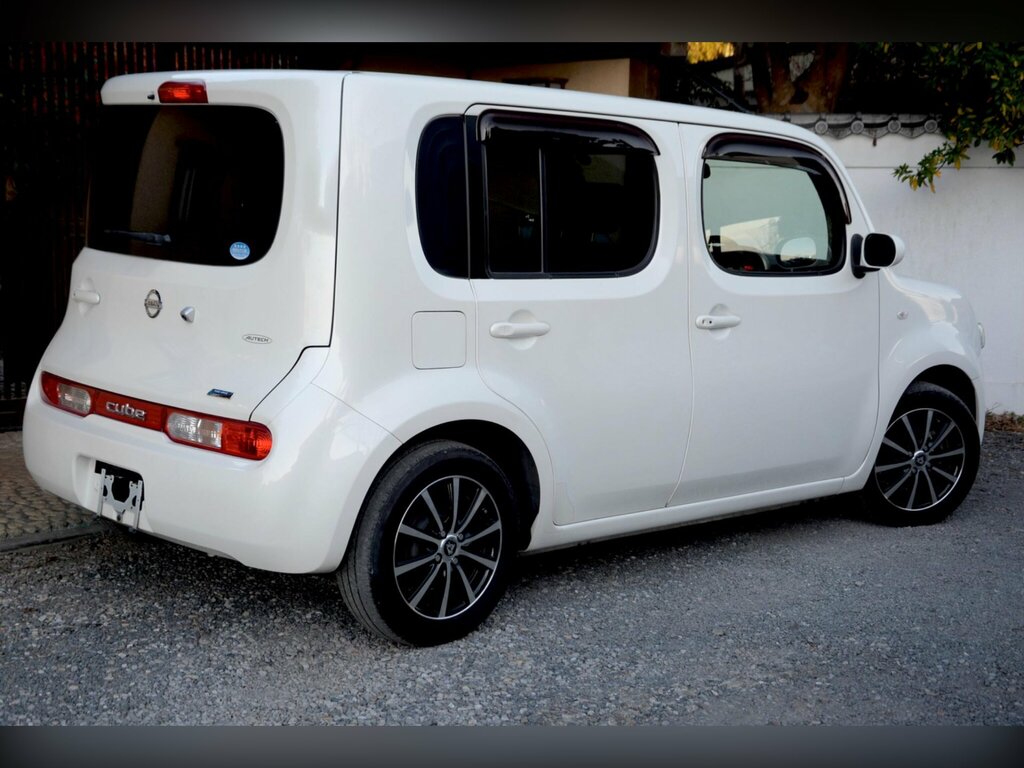 Nissan Cube Kodawari Ltd Edition Model 1.5I On Hold Green #7