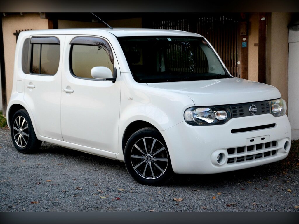 Nissan Cube 1.5X Well Cab Front Lift Seat-ulez White