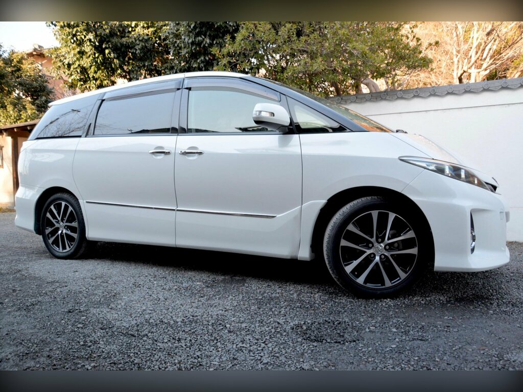 Toyota Estima 2.4 Aeras Premium Edition-half Leather White #5