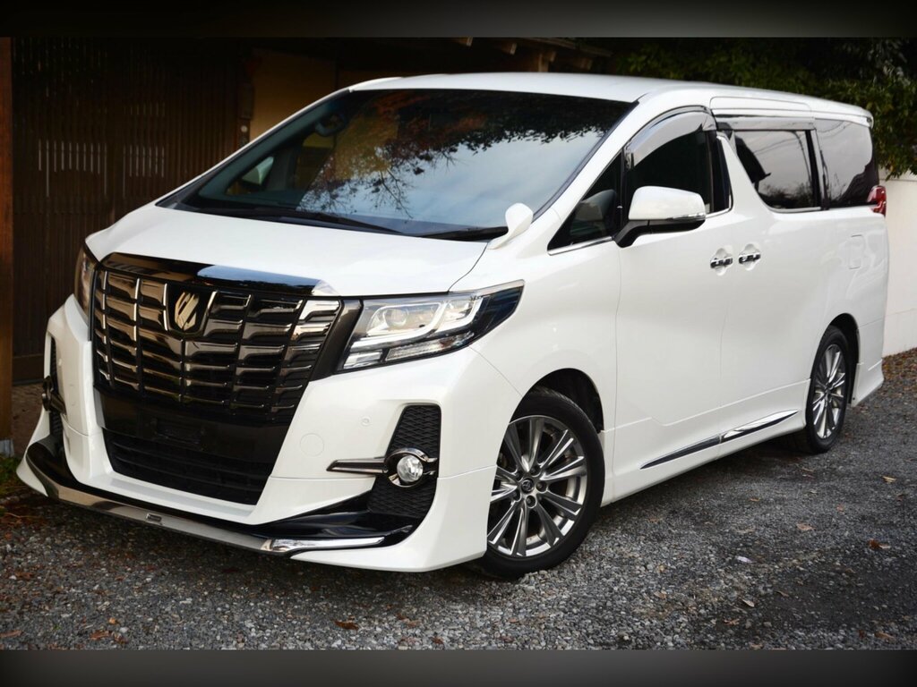 Toyota Alphard Mpv White #12