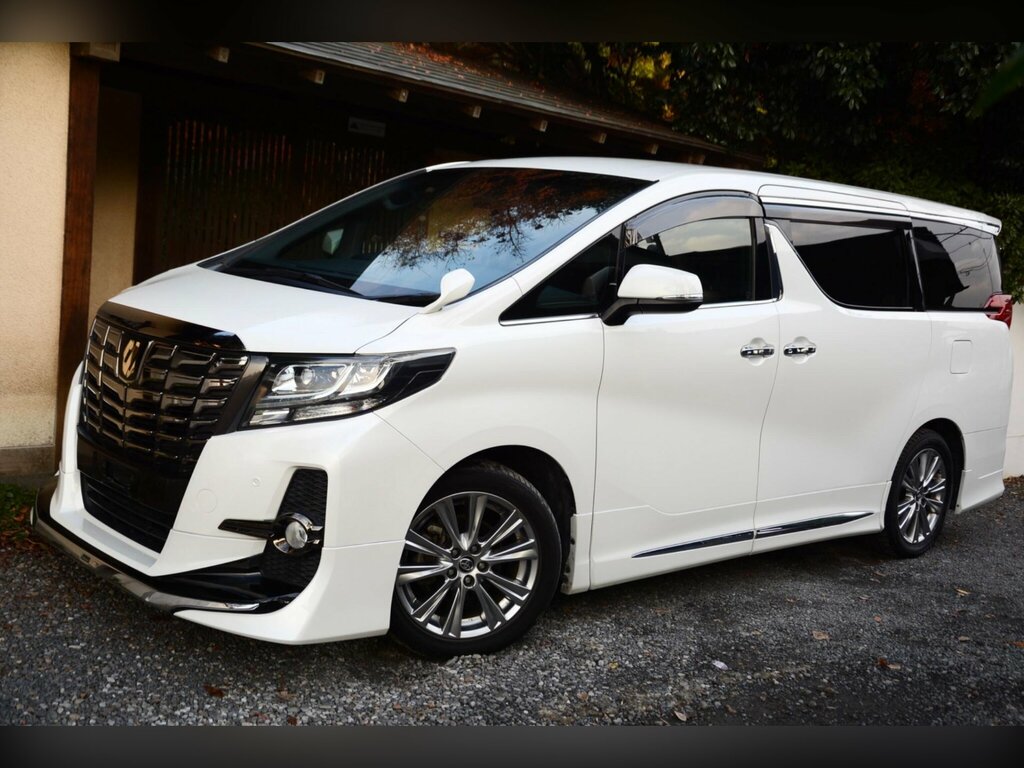 Toyota Alphard Mpv White #13