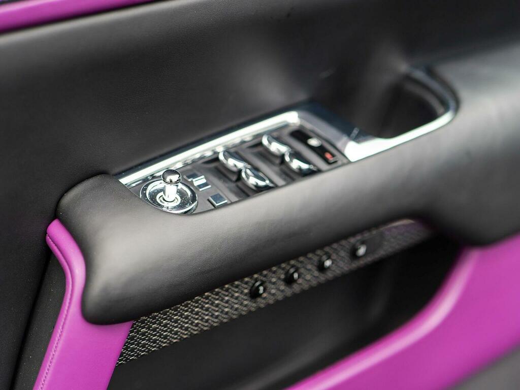 Rolls-Royce Wraith Black Badge Black #31