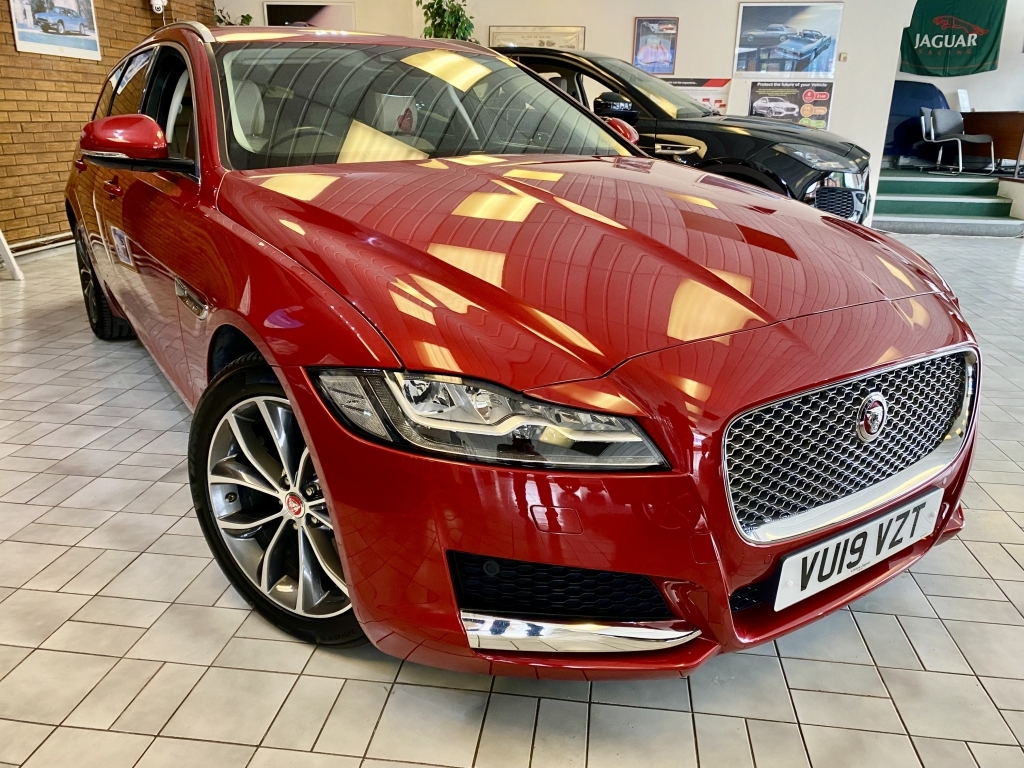Jaguar XF Estate 2.0 D Portfolio Red #2