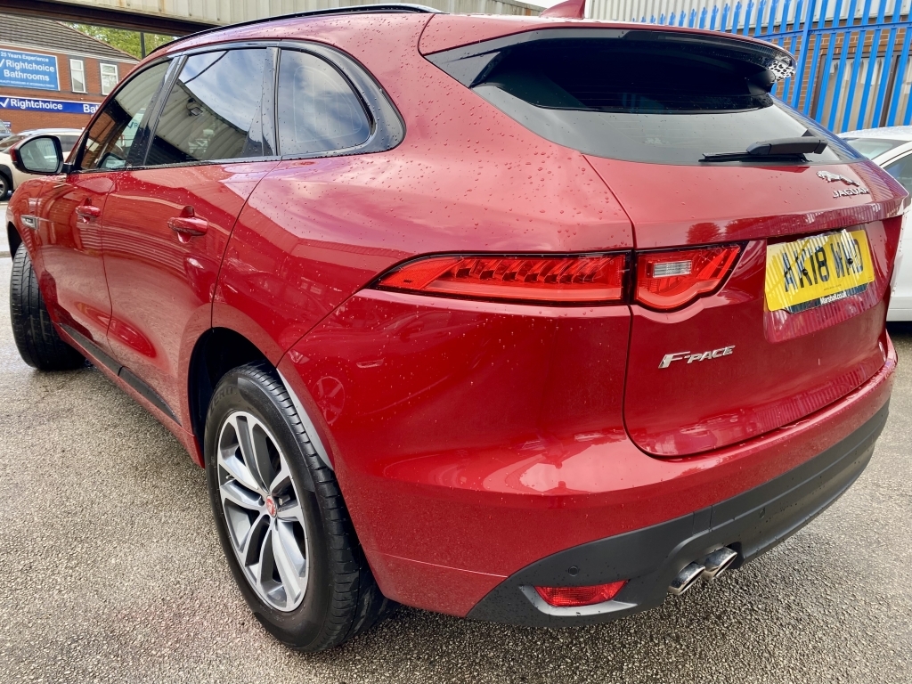 Jaguar F-Pace 2.0 R-sport Awd AK18WMD Red #3