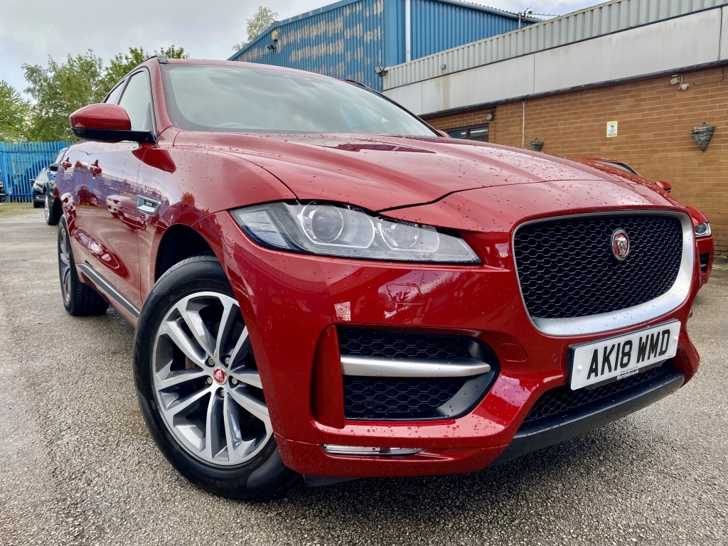 Jaguar F-Pace 2.0 R-sport Awd Red