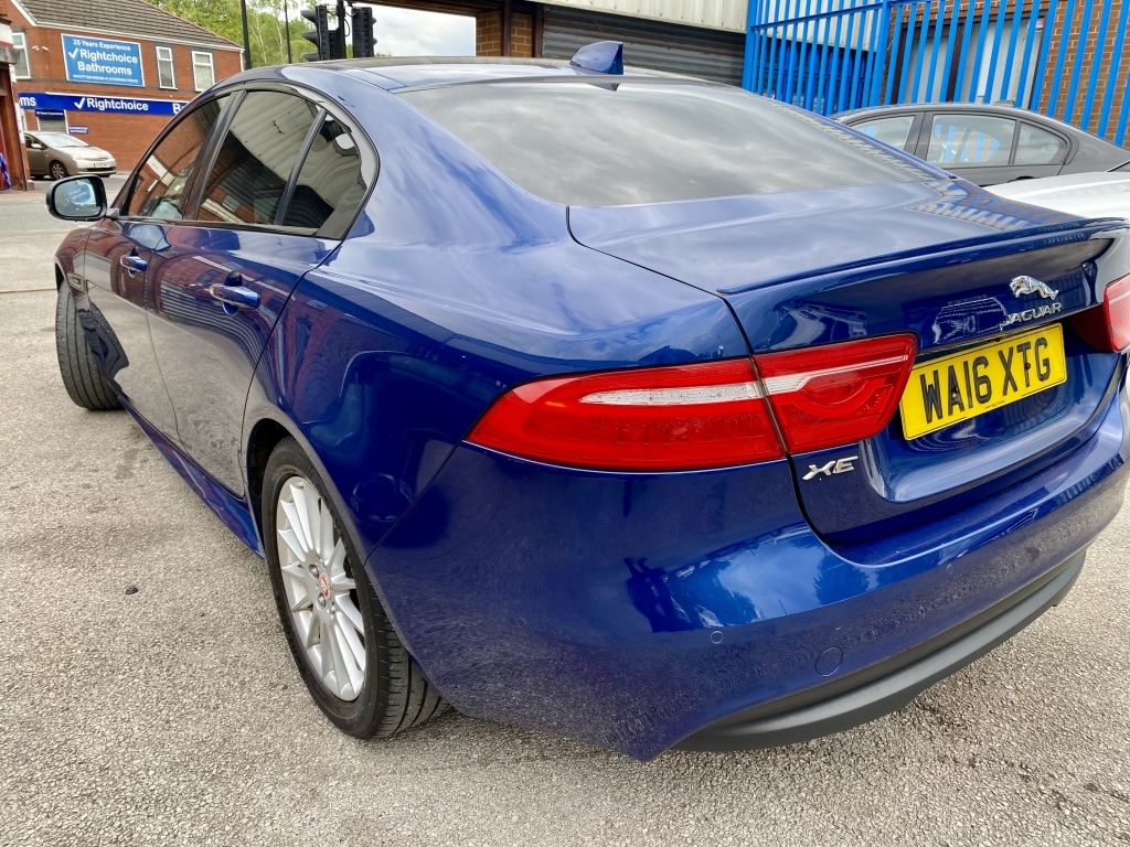 Jaguar XE Saloon 2.0 R-sport WA16XTG Blue #5