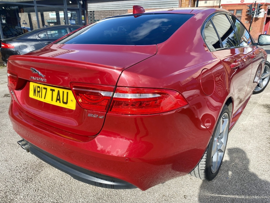 Jaguar XE Saloon 2.0 R-sport WR17TAU Red #6