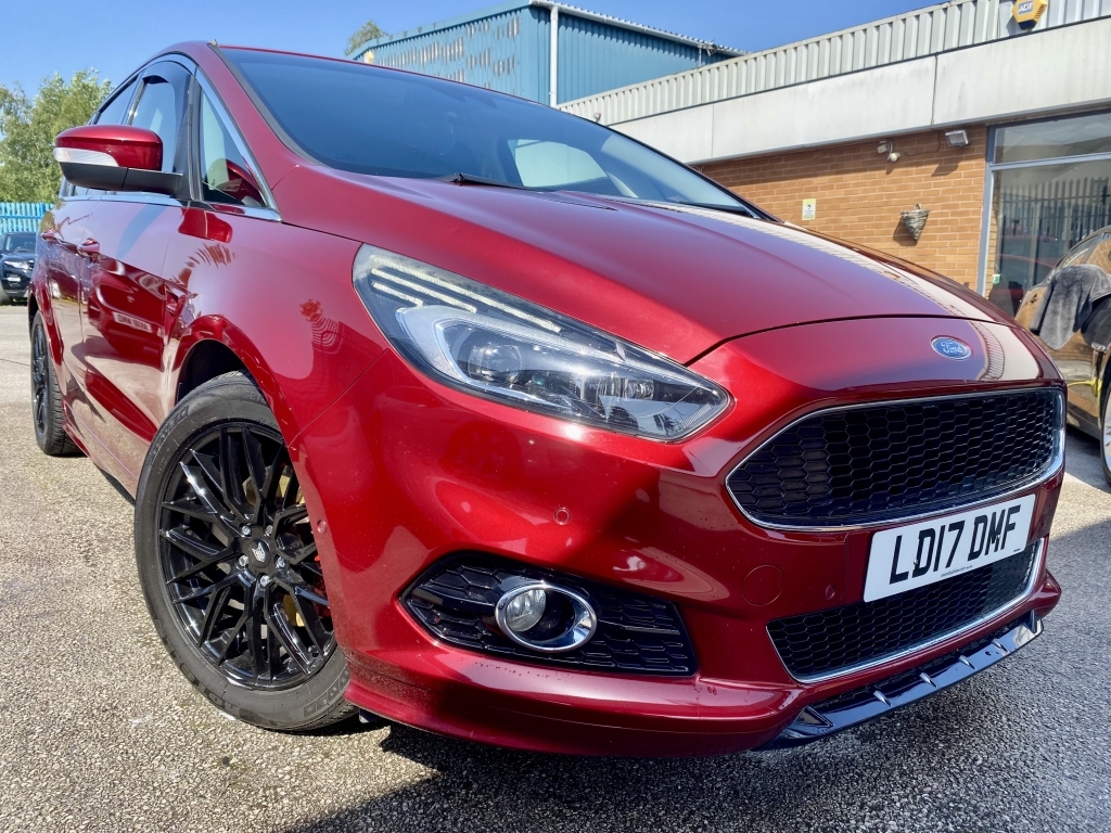 Ford S-Max Mpv 2.0 Titanium Sport Tdci Red