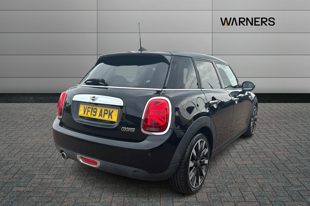 Mini Hatch 1.5 Cooper Exclusive II VF19APK Black #4