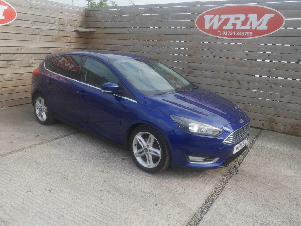 Ford Focus 1.0T Ecoboost Titanium Hatchback HV15HTJ Blue #2