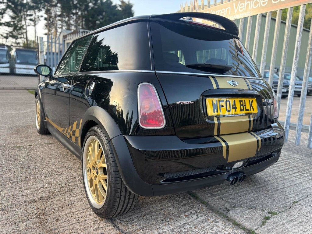 Mini Hatch 1.6 Cooper Hatchback Black #17