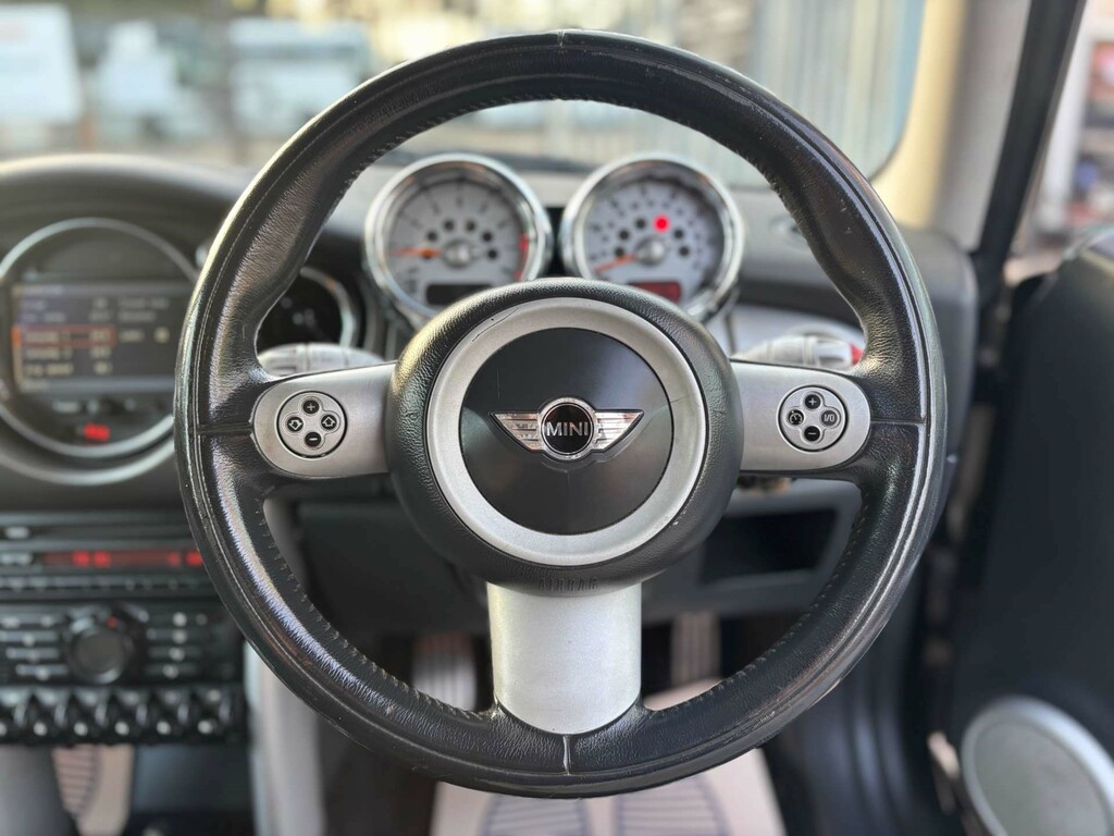 Mini Hatch 1.6 Cooper Hatchback Black #32