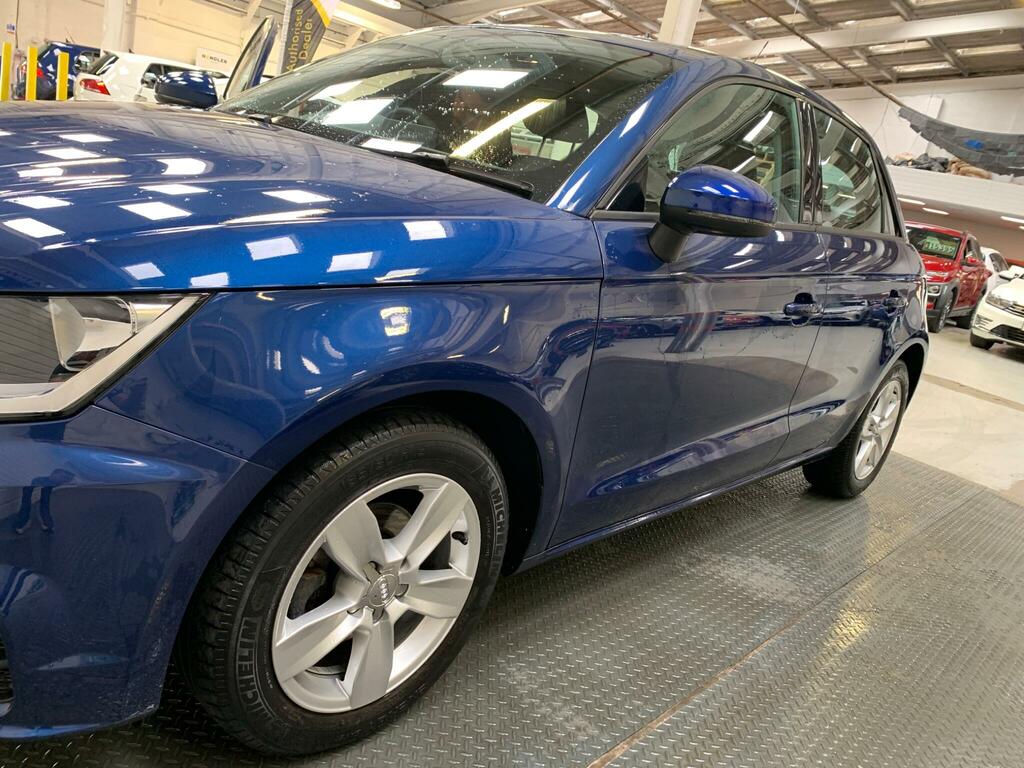 Audi A1 1.0 Tfsi Se Sportback Euro 6 Ss  #6