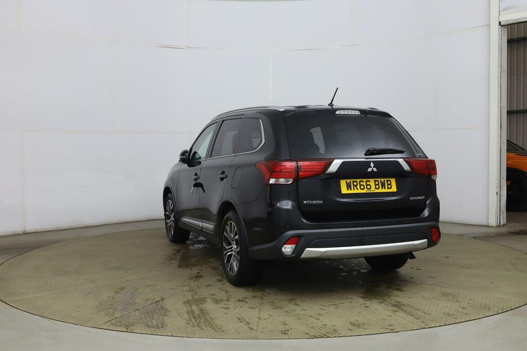 Mitsubishi Outlander 2.2 Di-d Gx3 4Wd Euro 6 Ss  #3