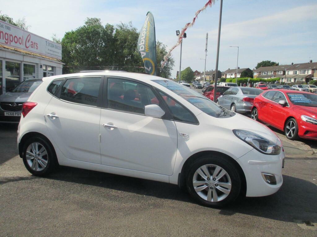 Hyundai Ix20 1.6 Active Euro 5 PX15WDL White #6
