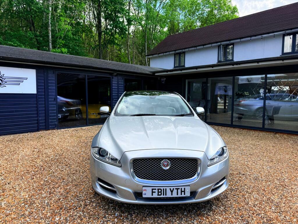 Jaguar XJ 3.0D V6 Portfolio Saloon Silver #3