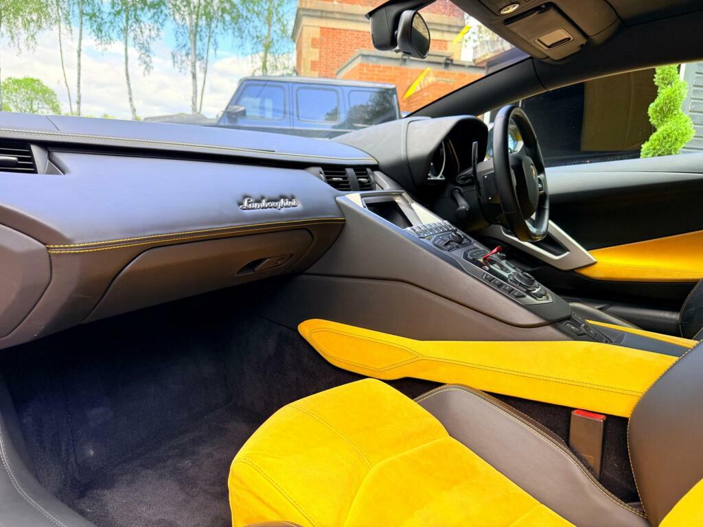 Lamborghini Aventador Coupe Orange #50