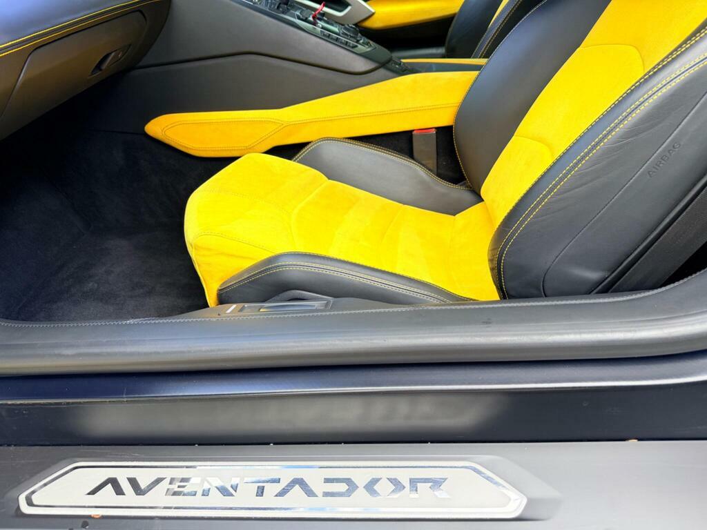 Lamborghini Aventador Coupe Orange #49