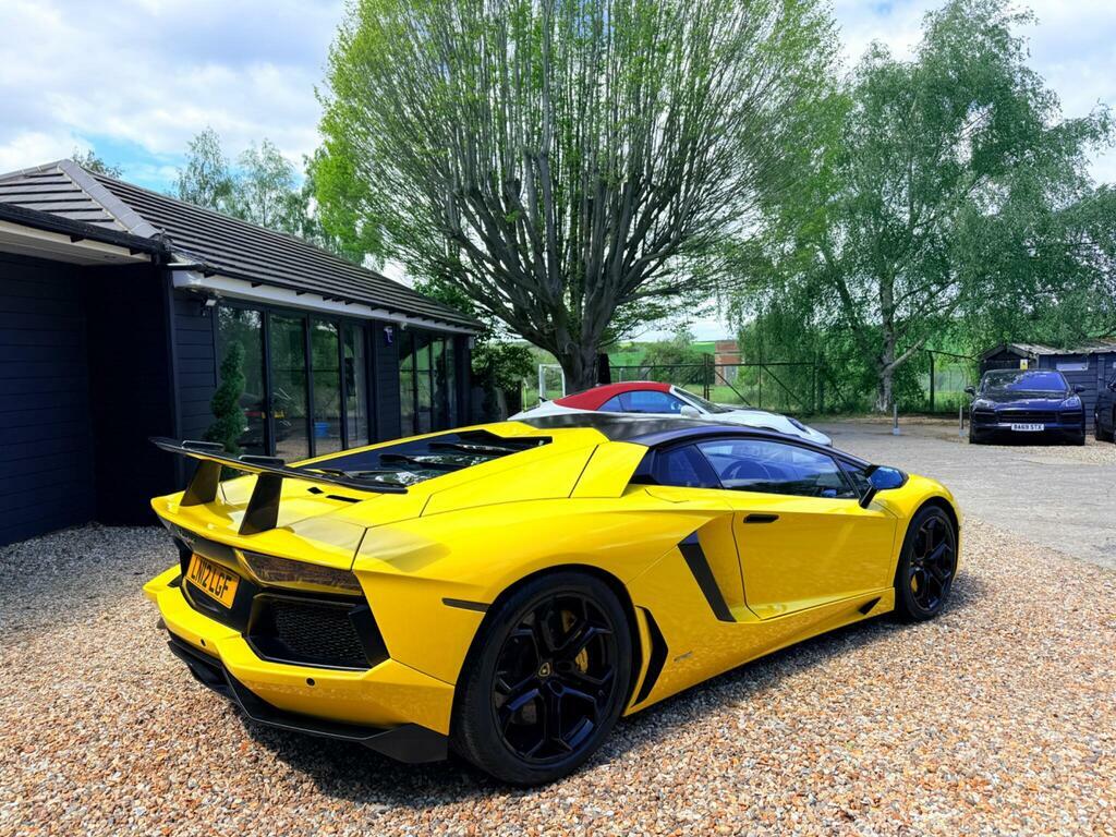 Lamborghini Aventador Coupe Orange #9