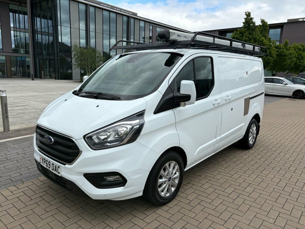 Ford Transit Custom 2L Limited White