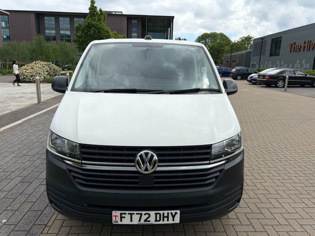 Volkswagen Transporter 2L Startline FT72DHY White #2