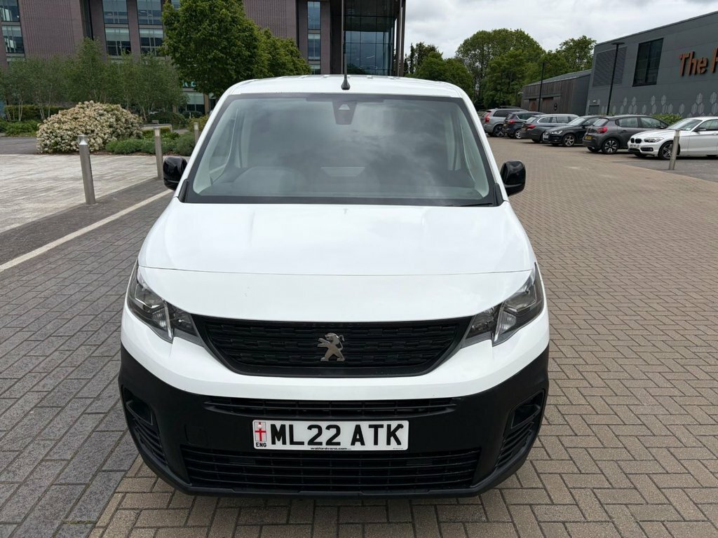 Peugeot Partner 1.5L Professional Premium ML22ATK White #2