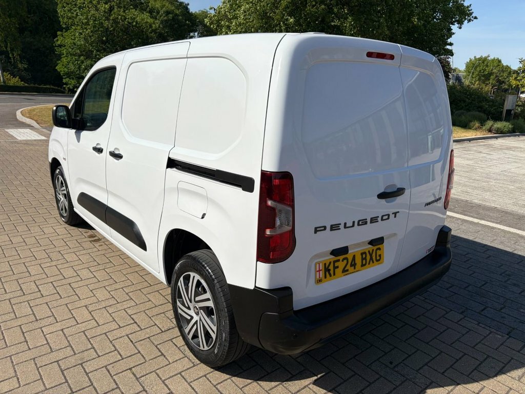 Peugeot Partner 1.5L Professional KF24BXG White #4