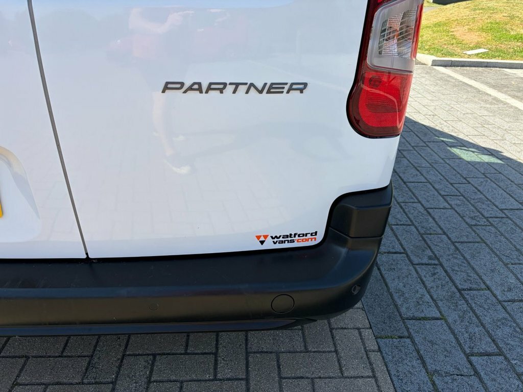 Peugeot Partner 1.5L Professional KF24BXG White #6