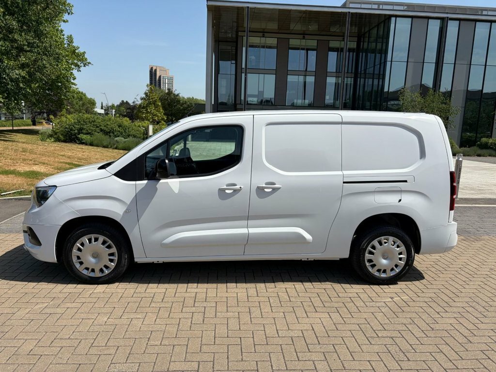 Vauxhall Combo 1.5L Pro DP73CNF White #3