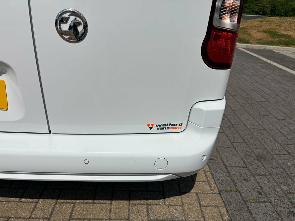 Vauxhall Combo 1.5L Pro DP73CNF White #6