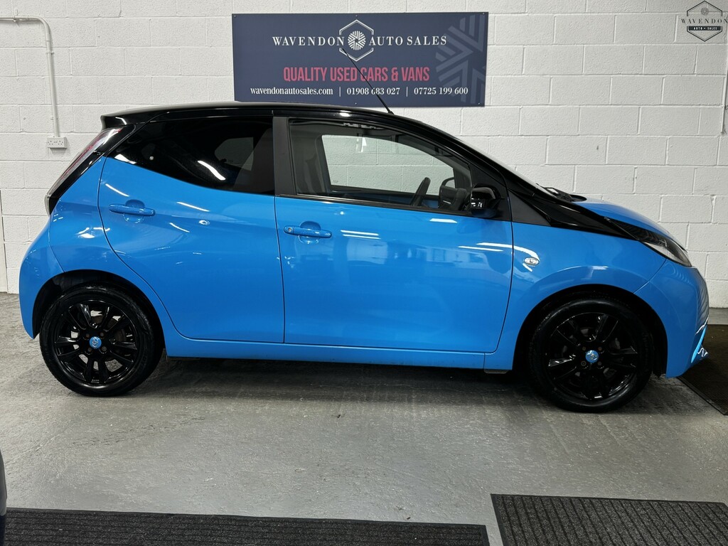Toyota Aygo Hatchback 1.0 Vvt-i X-cite 201565 KM65VKU Blue #3