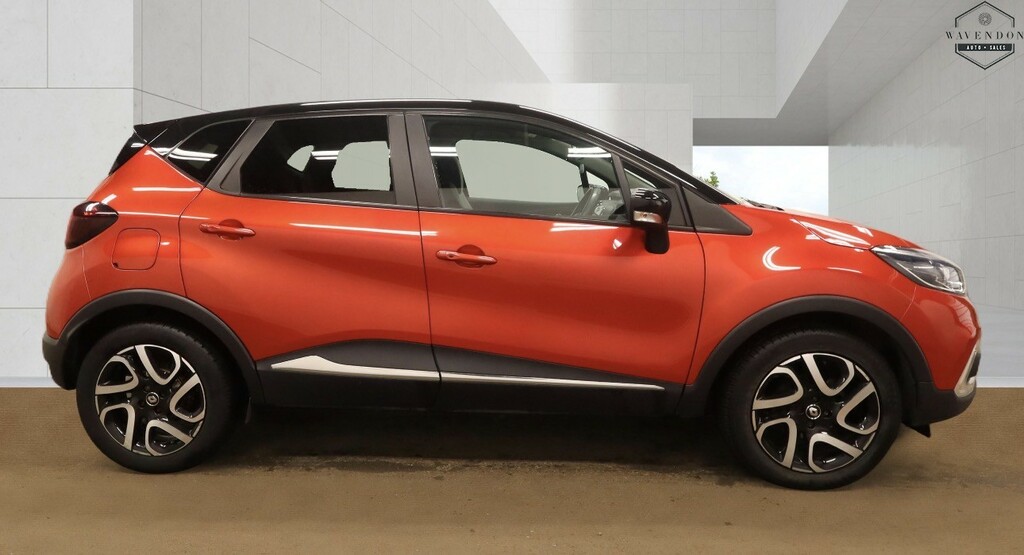 Renault Captur Suv 0.9 Iconic Tce 90 My18 201969 HN69EXF Red #3