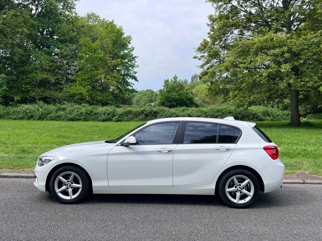 BMW 1 Series 1.5L Se AO68EHE White #5