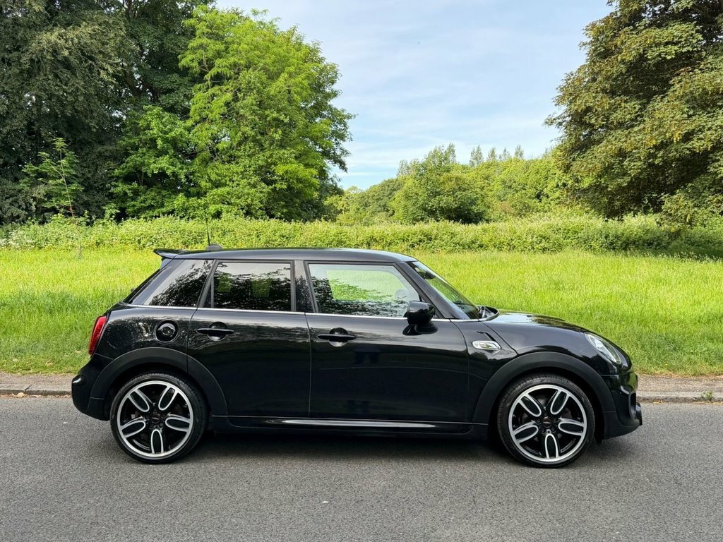 Mini Hatch 2L Cooper S Sport ML70HGE Black #4