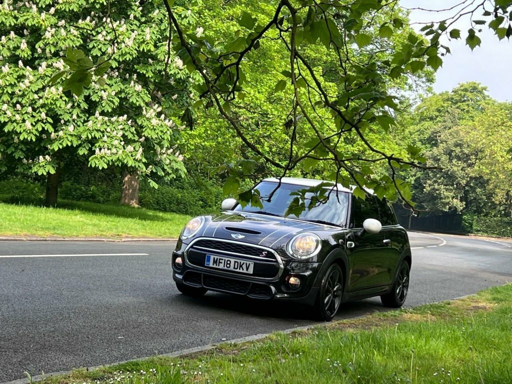 Mini Hatch 2L Cooper S Works MF18DKV Black #3