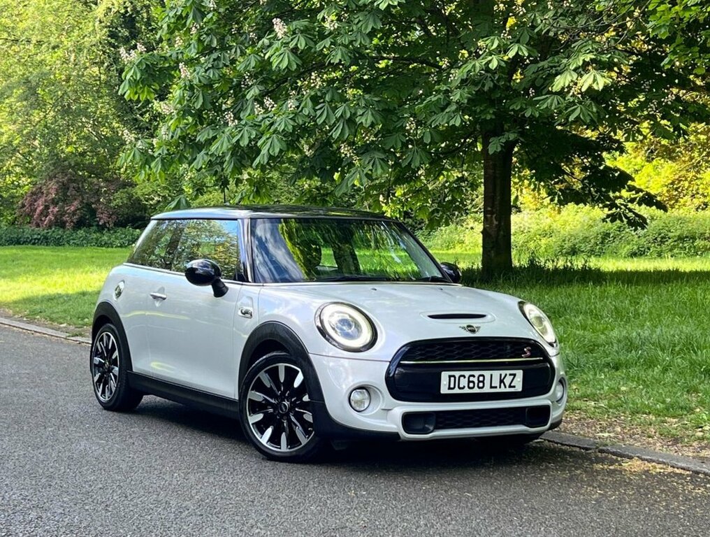 Mini Hatch 2L Cooper S Exclusive Silver