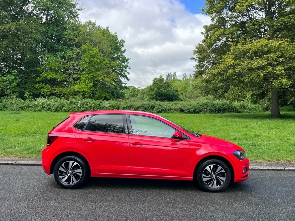 Volkswagen Polo 1L Match MT70KNS Red #4